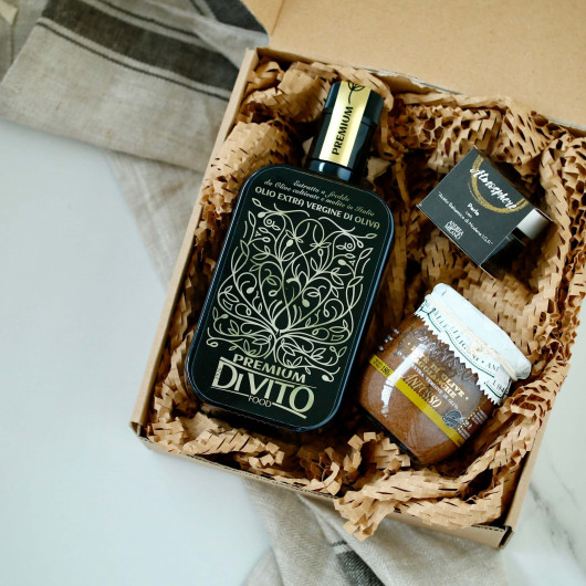 Gourmet darilna škatla italijanskih dobrot - taralli, bruskete, zelenjava v ekstra deviškem oljčnem olju - OKUSI ITALIJE