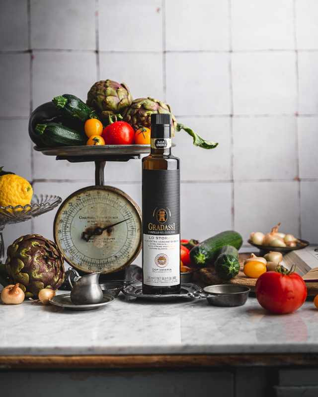 Ekstra deviško oljčno olje Lo Storico iz Umbrije