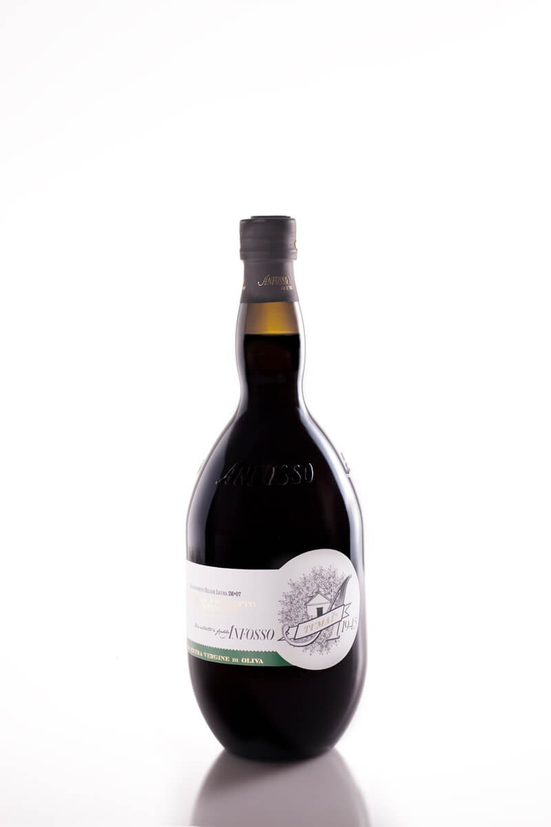 Ekstra deviško oljčno olje hladno stiskano