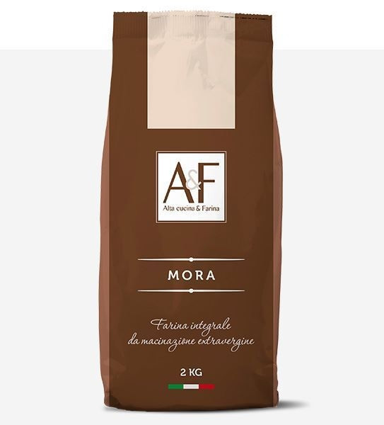 Polnozrnata pšenična moka - za peko različnih vrst testa