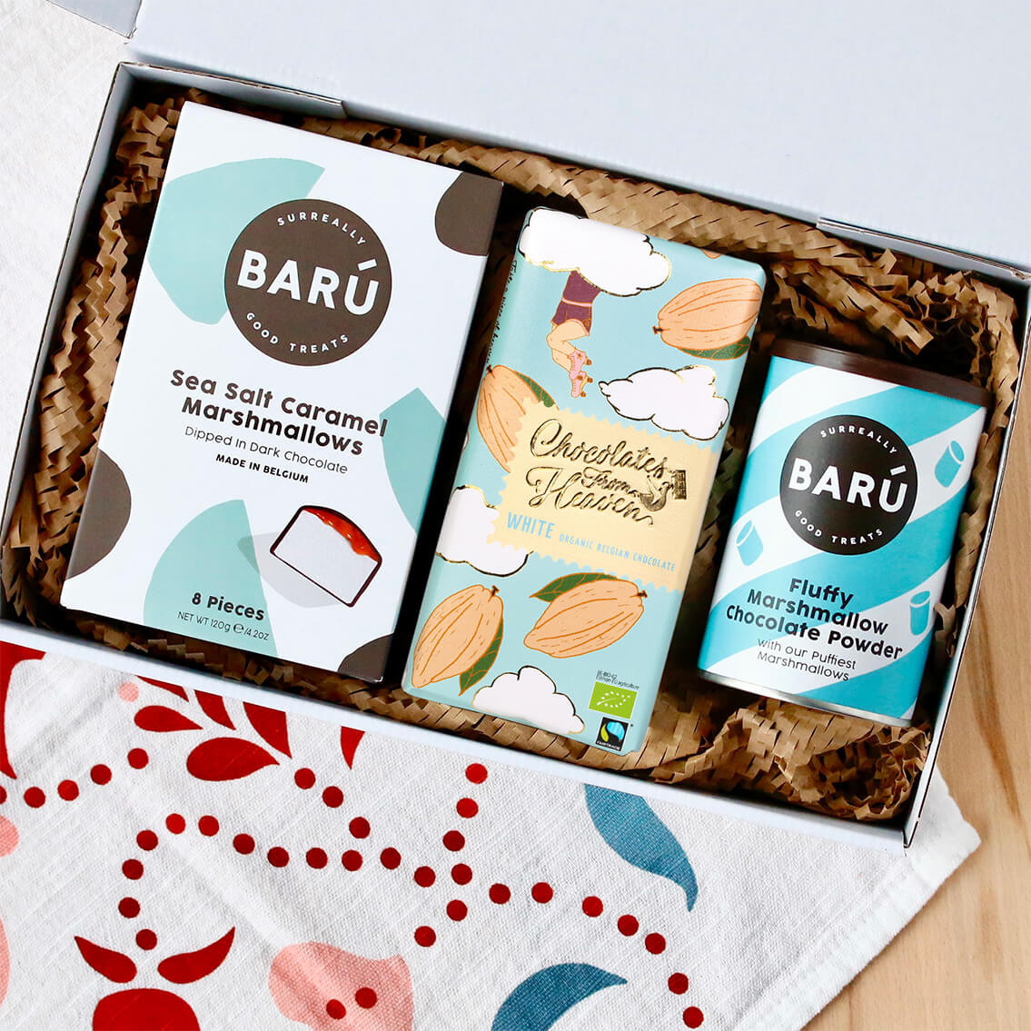 Blue baru box - marshmallow karamela in temna čokolada, čokolada in vroča čokolada s penicami