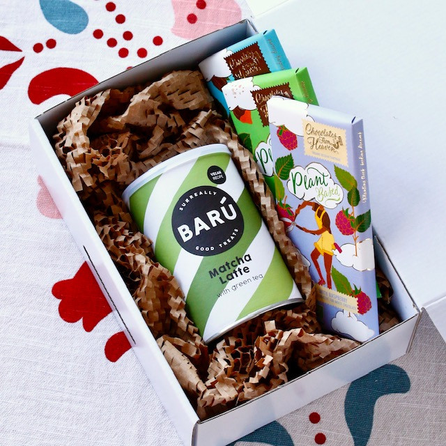 Matcha latte in vegan čokolada